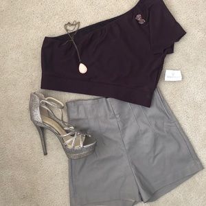 Deep purple Off the shoulder halter top